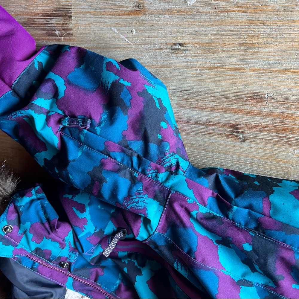 Kids Purple and Blue Camouflage Ski Winter Jacket - Picture 5 of 5